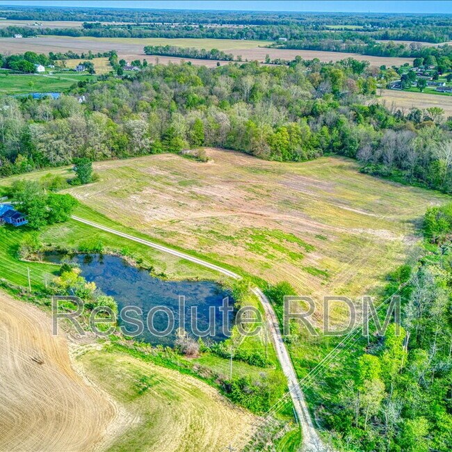 Building Photo - 12001 E 300 S