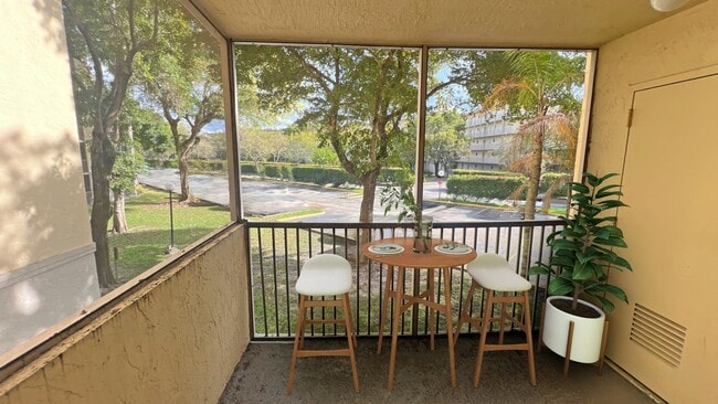 Building Photo - 8343 Lake Dr