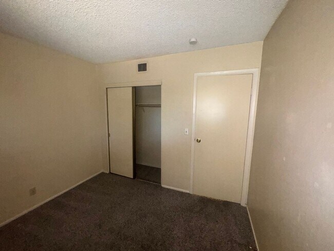 Building Photo - 1497 Dorothy Ave