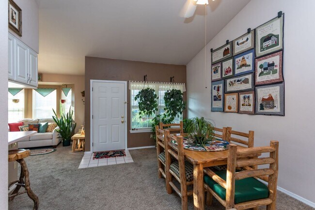 Building Photo - 111 Iveystone Ct