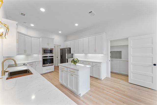 Building Photo - 3316 Westover Dr