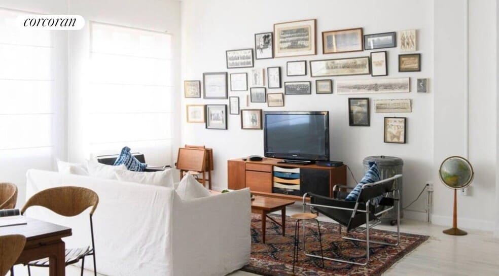 Building Photo - 460 W Broadway