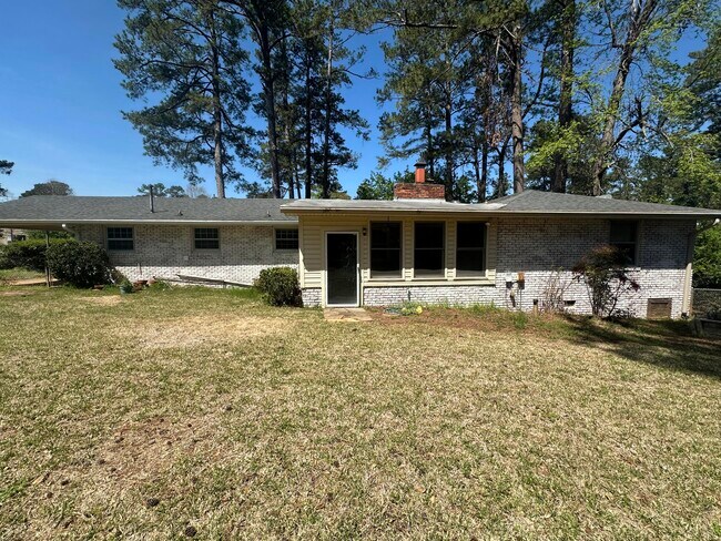 Building Photo - 1224 Northwood Rd