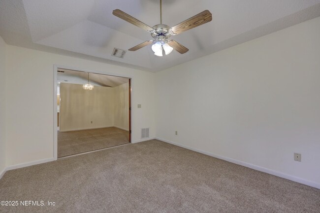 Building Photo - 4819 Wethersfield Pl W