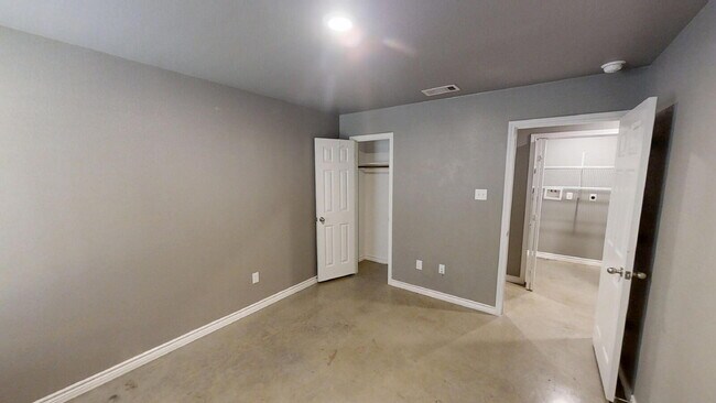 Building Photo - Discover modern living with a stylish edge in this beautifully designed 3 bedroom duplex!