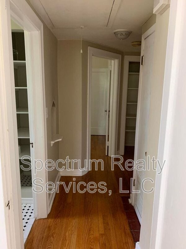 Building Photo - 2151 Traymore Rd