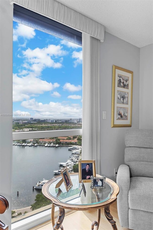 Building Photo - 21205 Yacht Club Dr