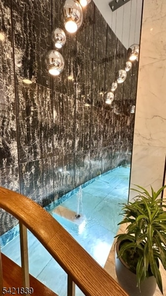 Building Photo - 1 Claridge Dr