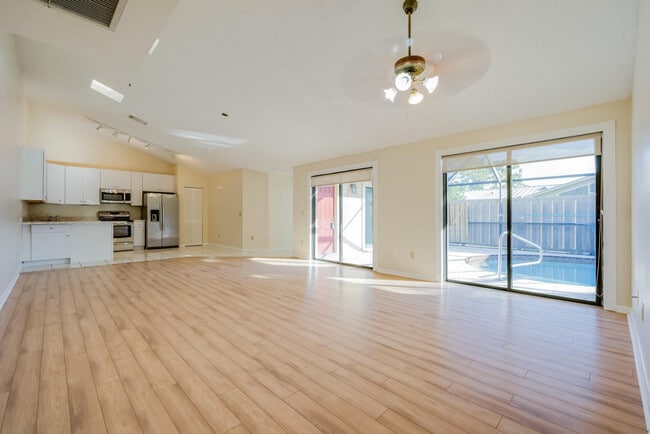 Building Photo - 5532 Golden Eagle Cir