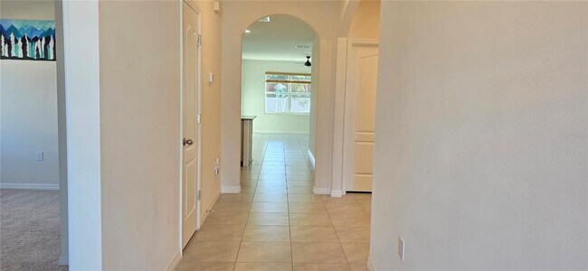 Building Photo - 3383 Hammond Pt