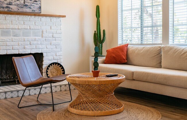 Building Photo - Fully Furnished Home in Yucca Valley