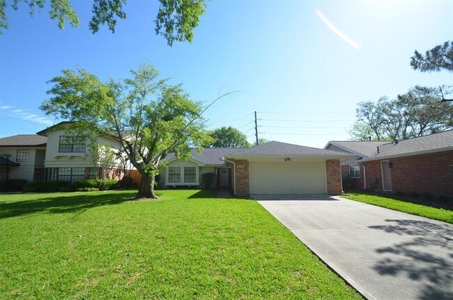 Building Photo - 3307 Long Hollow Ct