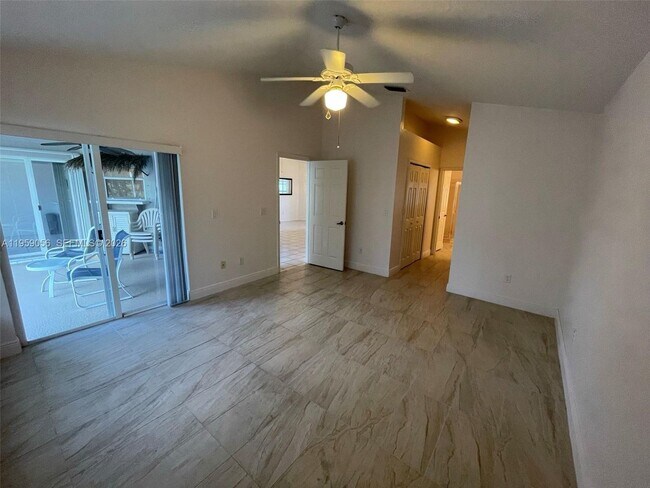 Building Photo - 2710 Augusta Dr