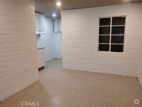 Building Photo - 12041 Sierra Way