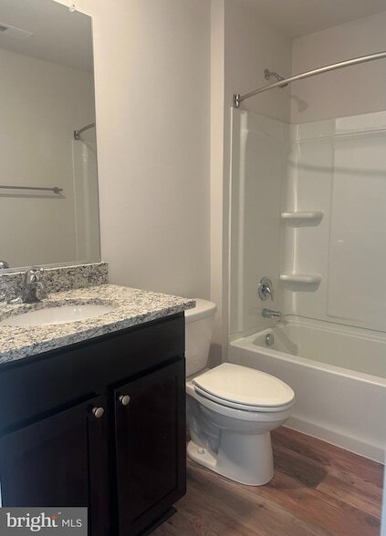 Building Photo - 440 Locust Run Dr