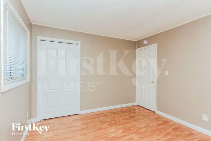 Building Photo - 8222 E 37th Pl