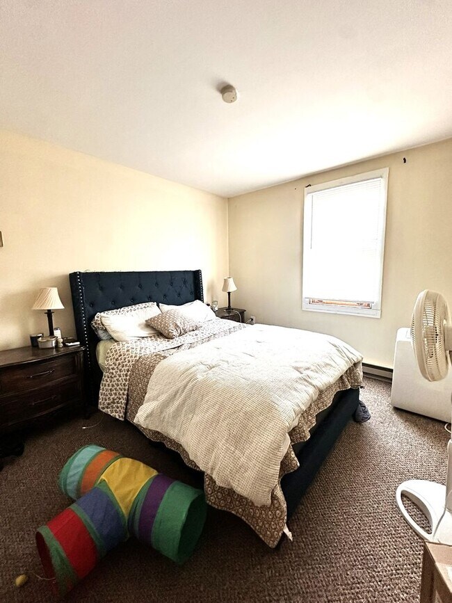 Building Photo - 40-42-42 North Ave