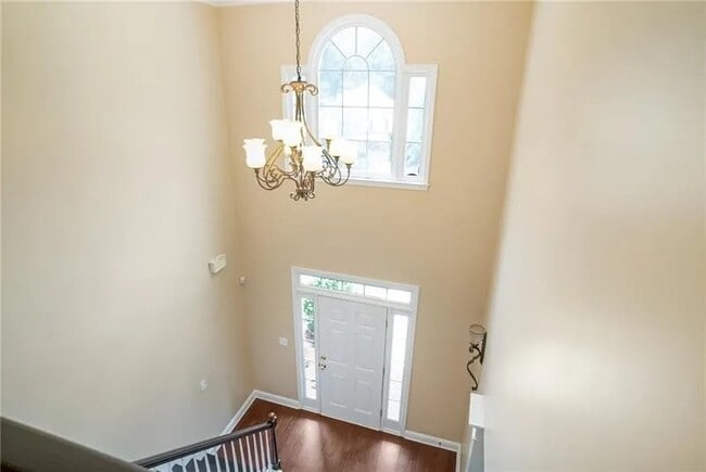 Building Photo - 3915 High Gables E