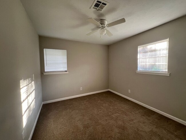 Building Photo - Home for rent in Prattville