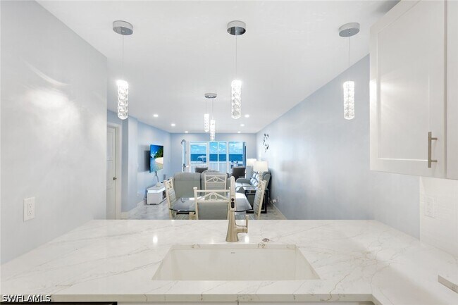 Building Photo - 26000 Hickory Blvd