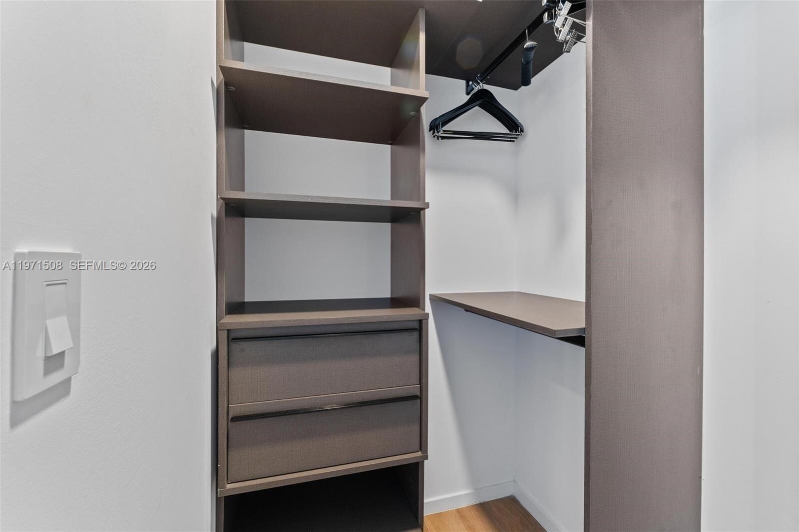 Building Photo - 398 NE 5th St