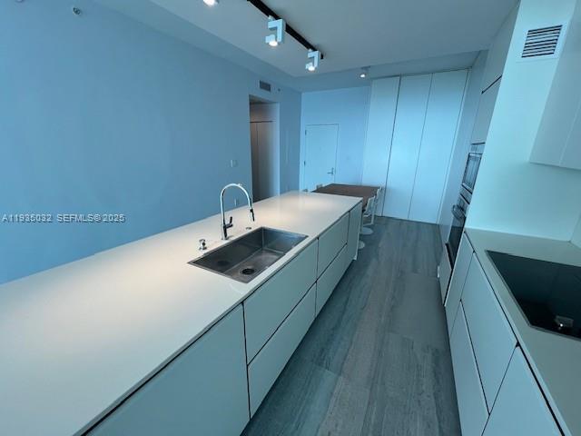 Building Photo - 900 Biscayne Blvd