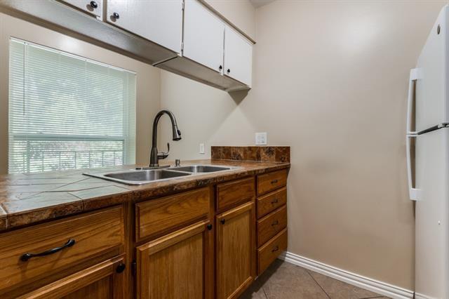 Building Photo - 5508 Tremont St