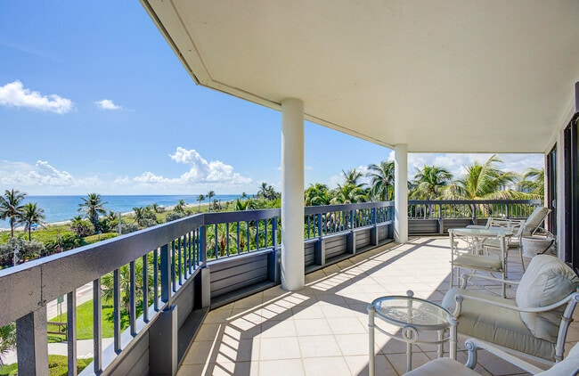 Building Photo - 120 S Ocean Blvd