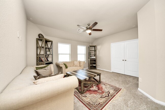 Building Photo - 29482 Westhope Dr