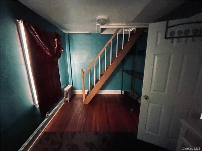 Building Photo - 276 Benson Ave