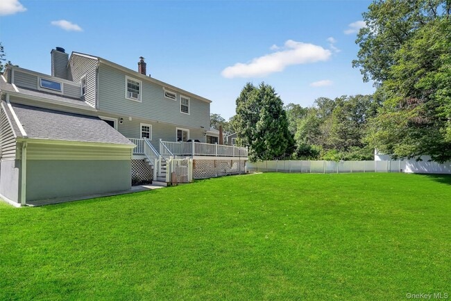 Building Photo - 3208 Douglas Dr