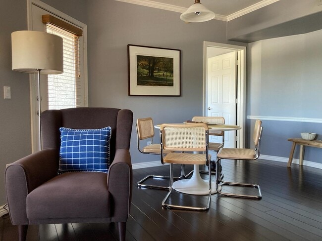 Building Photo - 15095 N Thompson Peak Pkwy