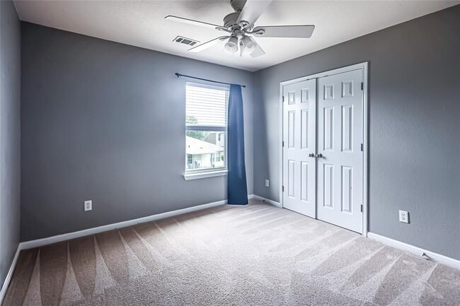Building Photo - 2702 Tumbling River Dr