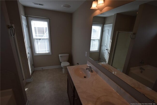 Building Photo - 145 Harcourt Pl