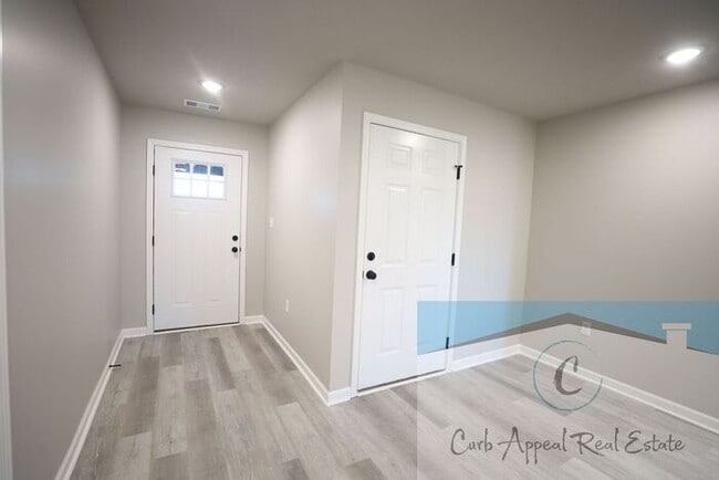 Building Photo - Move in special $900!! Beautiful new construction 3 bed / 2 bath home -Brookland Schools