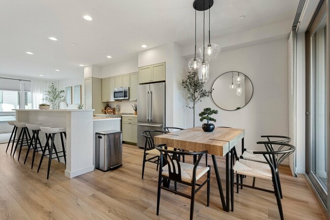 Building Photo - 18007 3rd Ave NE