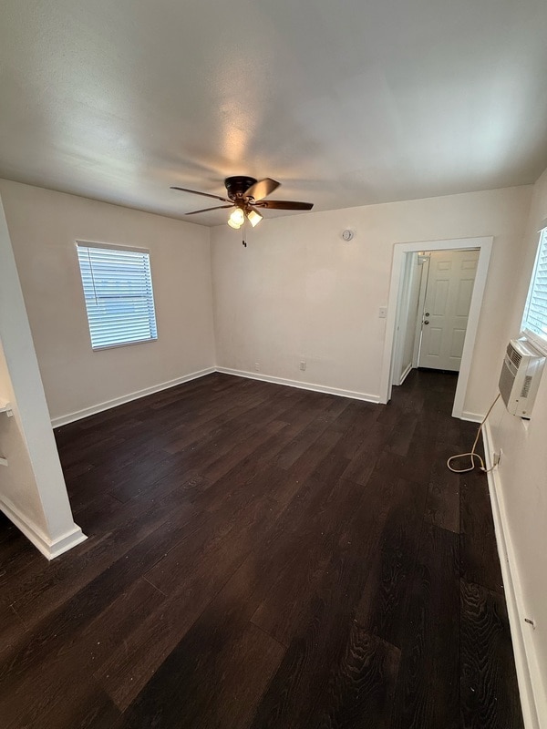 Building Photo - 1865 29th Ave N