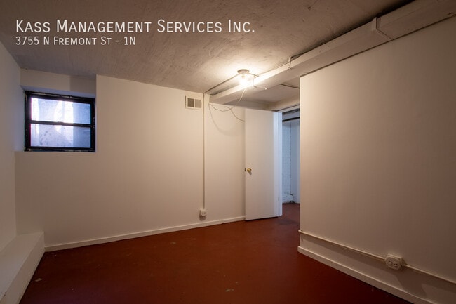 Building Photo - 3755 N Fremont St