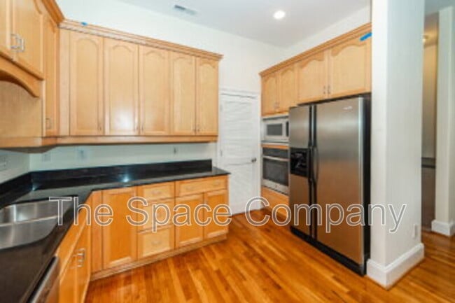 Building Photo - 1150 Quick Rabbit Loop