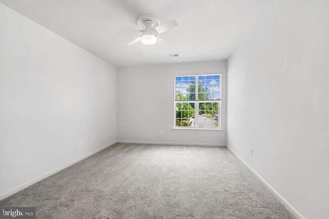 Building Photo - 625 Quarry View Ct