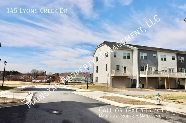 Building Photo - 145 Lyons Crk Dr