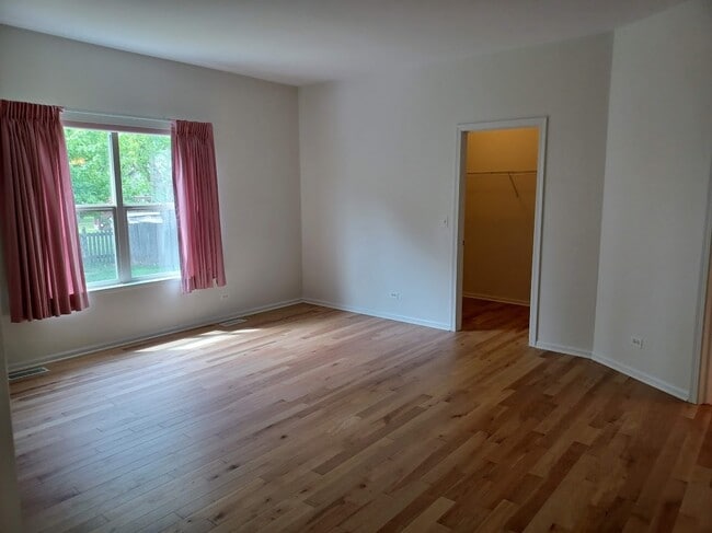 Building Photo - 24463 Tufton St