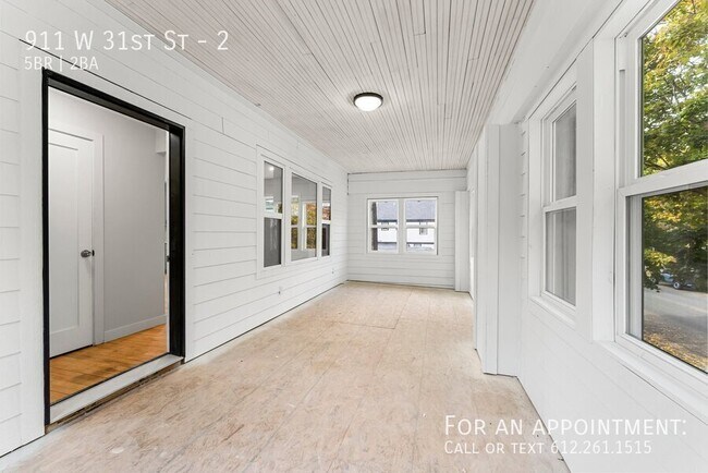 Building Photo - 911 W 31st St