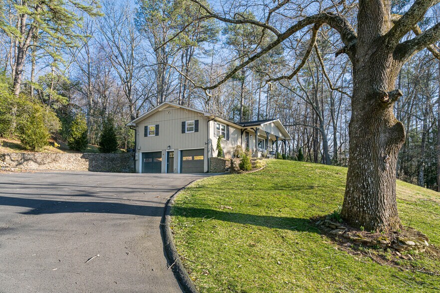 Building Photo - 9 W Haven Ln