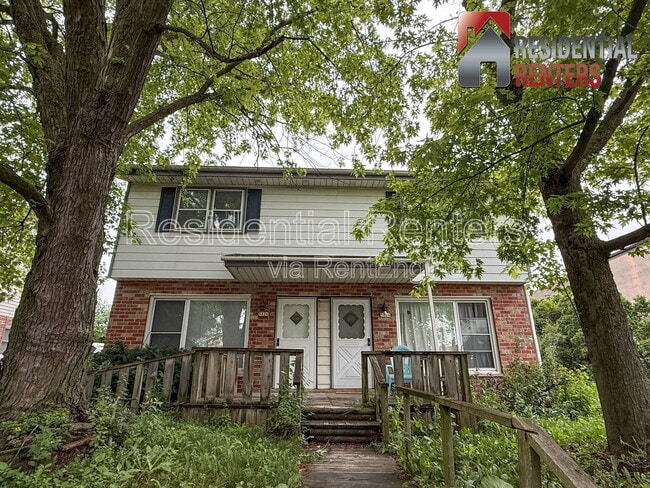 Building Photo - 5826 N 117th St