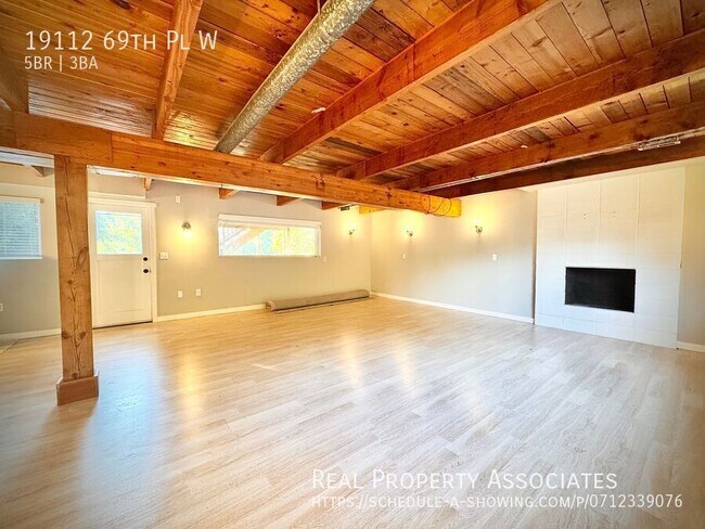 Building Photo - 19112 69th Pl W