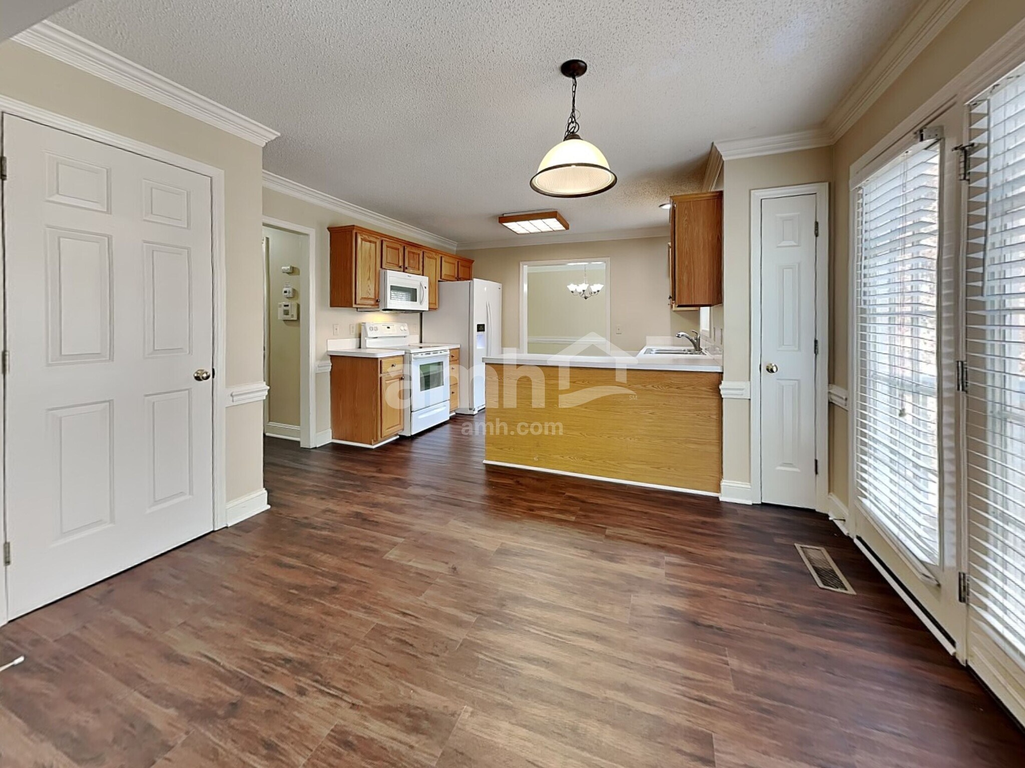 Building Photo - 425 Craver Pointe Dr