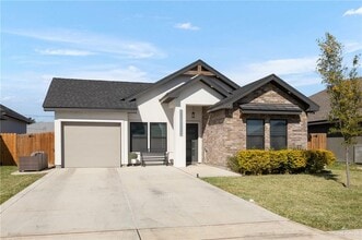 Building Photo - 16 Diamond Head Ave