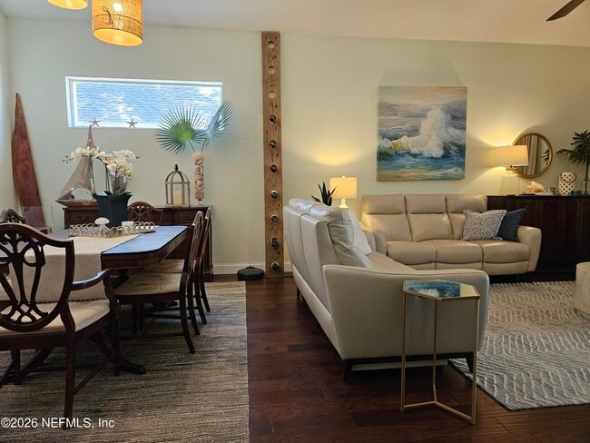 Building Photo - 216 Salt Grass Ct