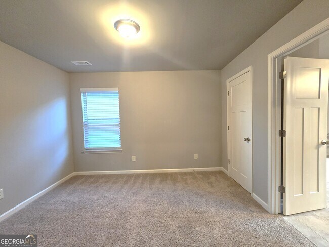 Building Photo - 1866 Castleberry Ln